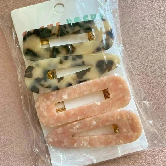 Cocus Pocus Resin Hair Clips - Set of 4 Resin Barrettes—Tortoise Shell & Blush - Picture 5 of 5